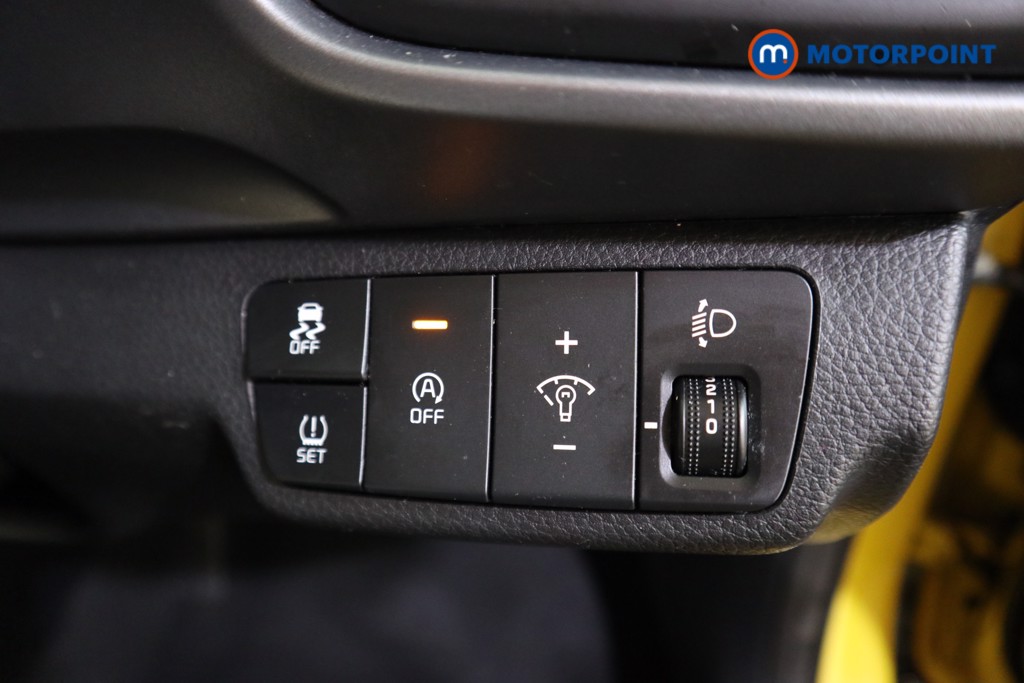 KIA Stonic 2 Manual Petrol SUV - Stock Number (1574428) - 1st supplementary image