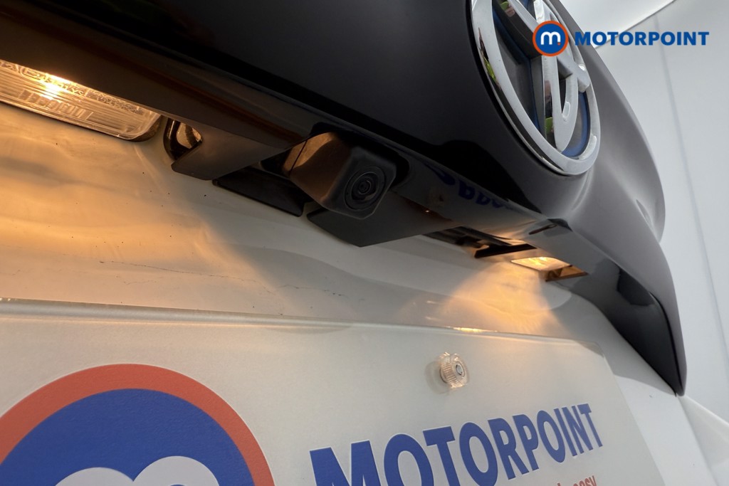 Toyota Yaris Design Automatic Petrol-Electric Hybrid Hatchback - Stock Number (1574473) - 25th supplementary image