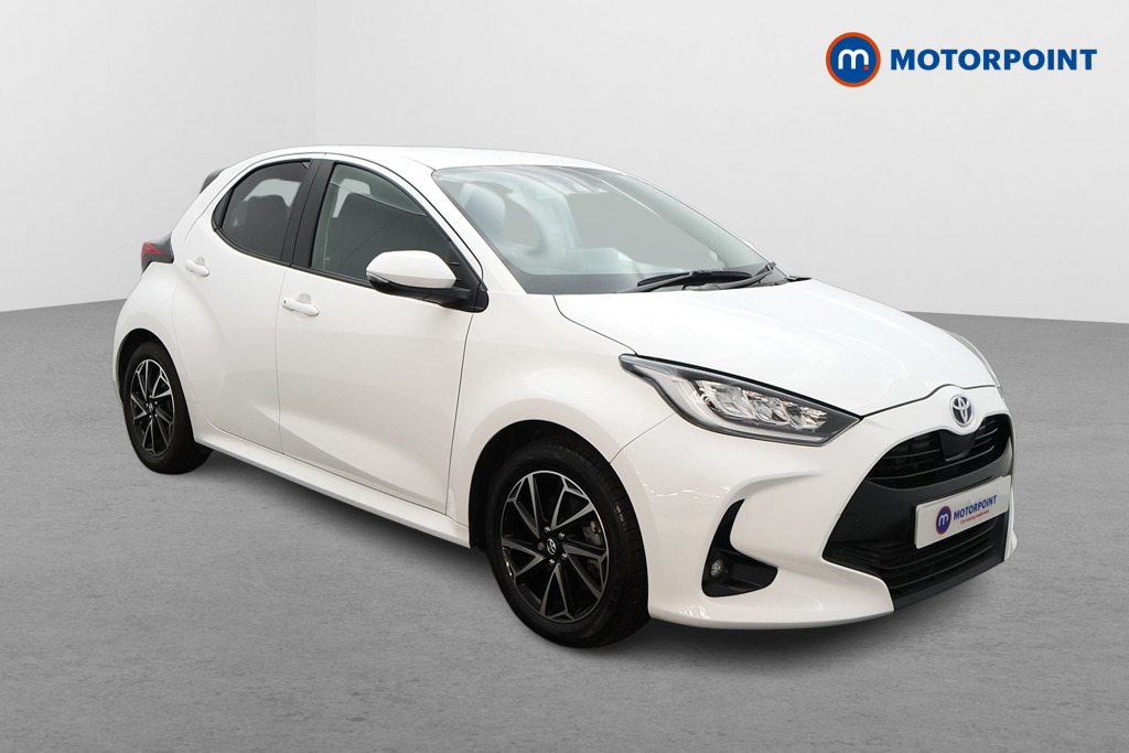 Toyota Yaris Design Automatic Petrol-Electric Hybrid Hatchback - Stock Number (1574473) - Drivers side front corner