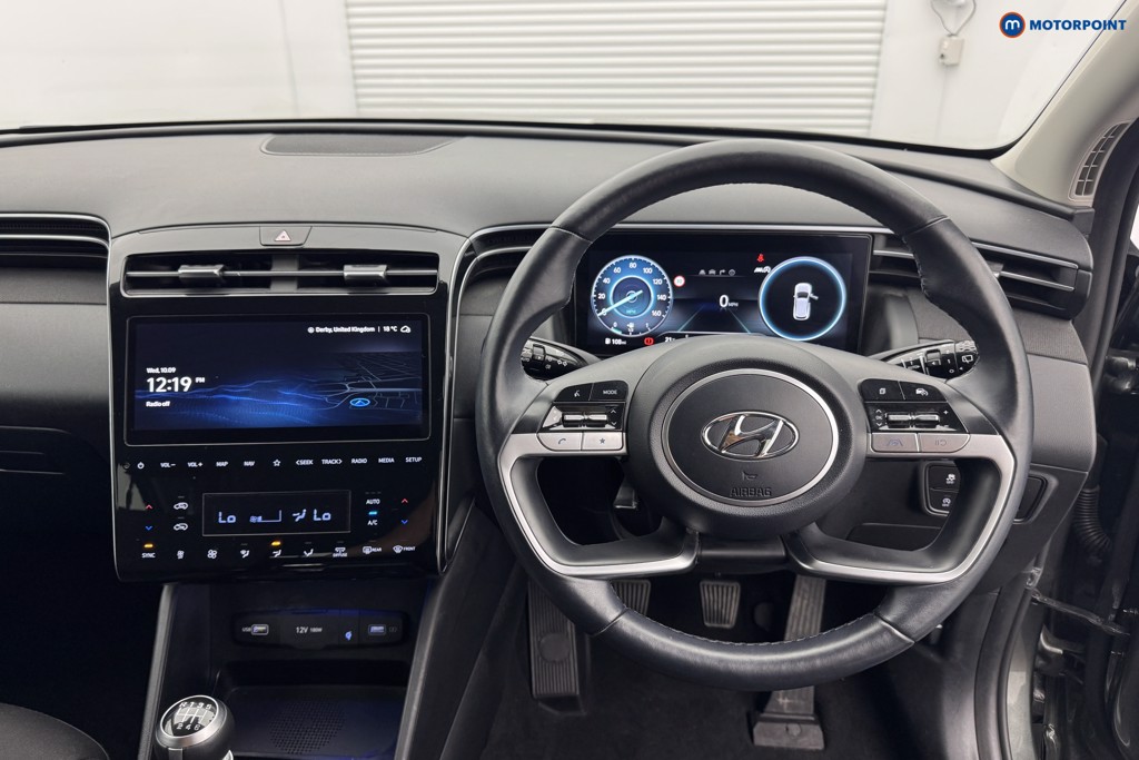 Hyundai Tucson Premium Manual Petrol SUV - Stock Number (1574602) - 1st supplementary image
