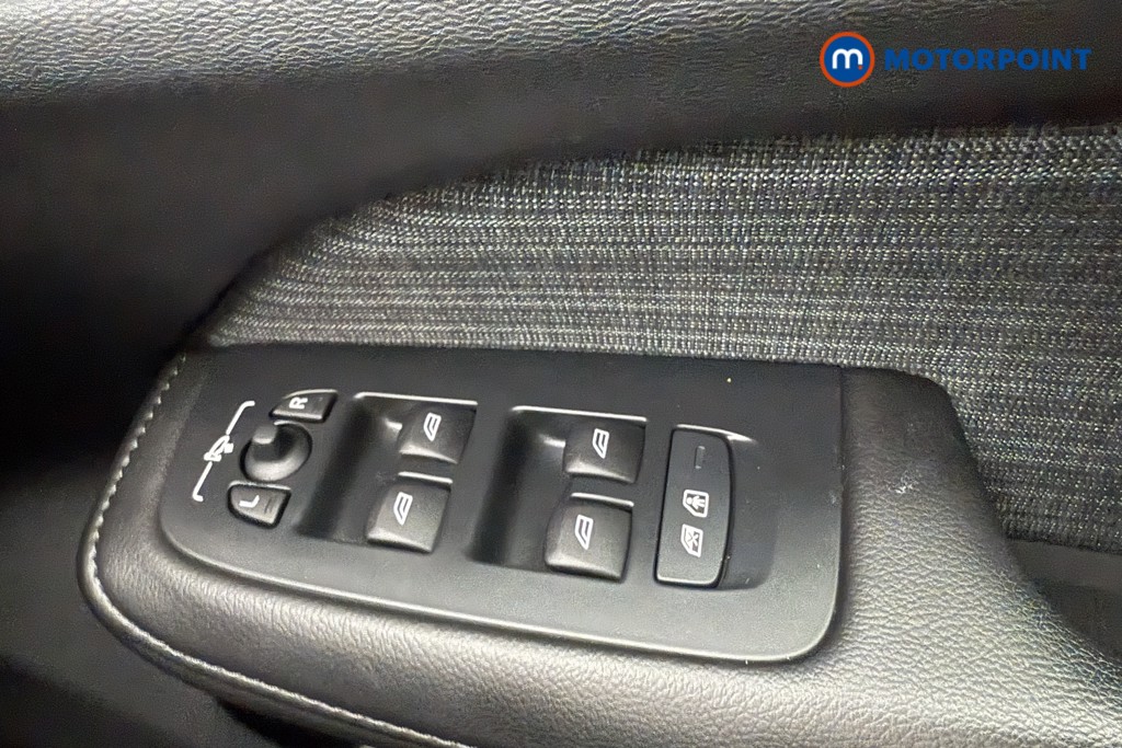 Volvo V60 Core Automatic Petrol Estate - Stock Number (1574722) - 13th supplementary image