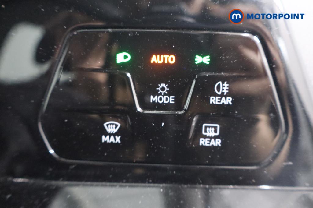 Volkswagen Golf Life Manual Petrol Hatchback - Stock Number (1575126) - 11th supplementary image