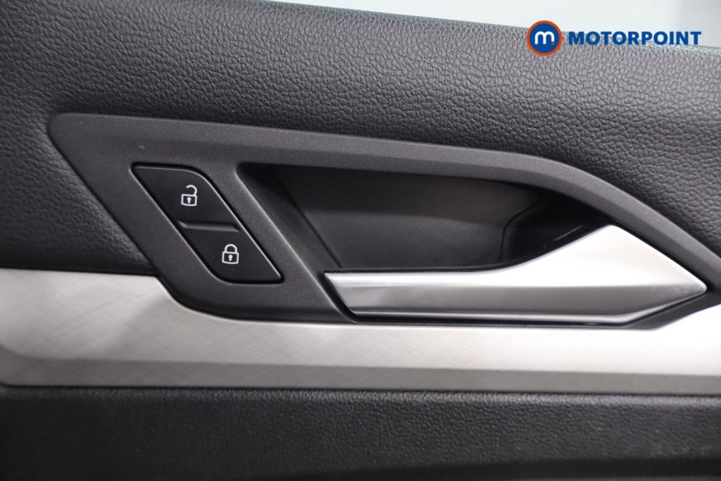Volkswagen Golf Life Manual Petrol Hatchback - Stock Number (1575126) - 12th supplementary image