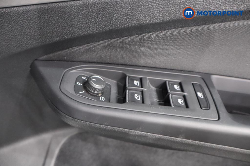 Volkswagen Golf Life Manual Petrol Hatchback - Stock Number (1575126) - 13th supplementary image