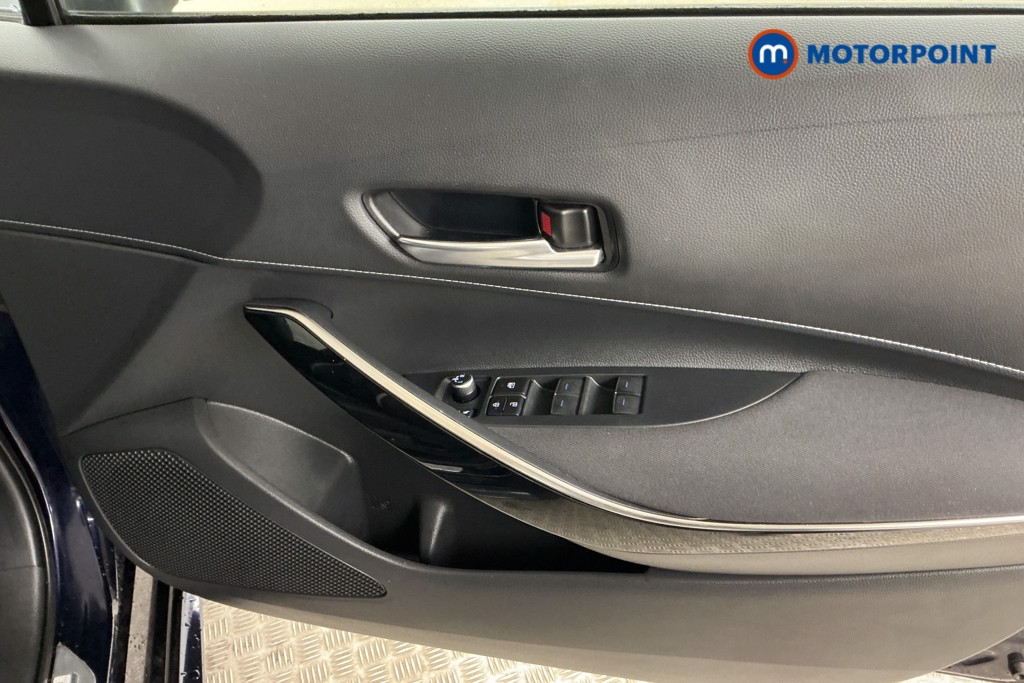 Toyota Corolla Gr Sport Automatic Petrol-Electric Hybrid Hatchback - Stock Number (1575366) - 23rd supplementary image