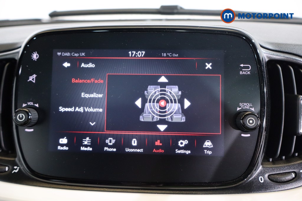 Fiat 500 TOP Manual Petrol-Electric Hybrid Hatchback - Stock Number (1575368) - 8th supplementary image