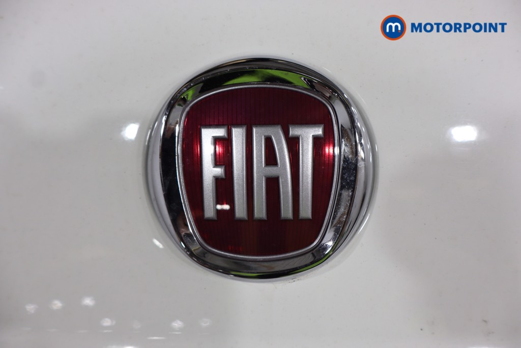 Fiat 500 TOP Manual Petrol-Electric Hybrid Hatchback - Stock Number (1575368) - 33rd supplementary image