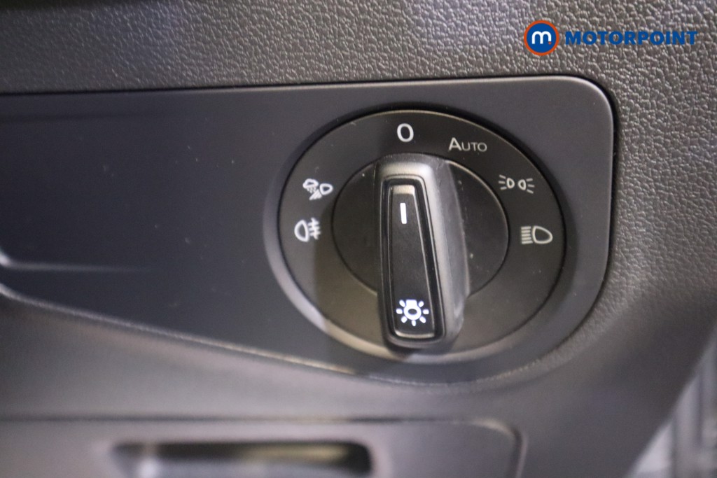 Volkswagen Tiguan Life Automatic Petrol Plug-In Hybrid SUV - Stock Number (1575432) - 10th supplementary image