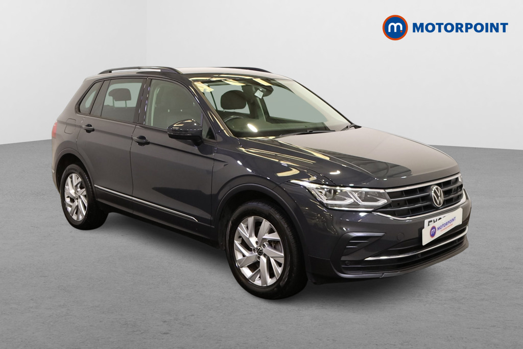 Volkswagen Tiguan Life Automatic Petrol Plug-In Hybrid SUV - Stock Number (1575432) - Drivers side front corner