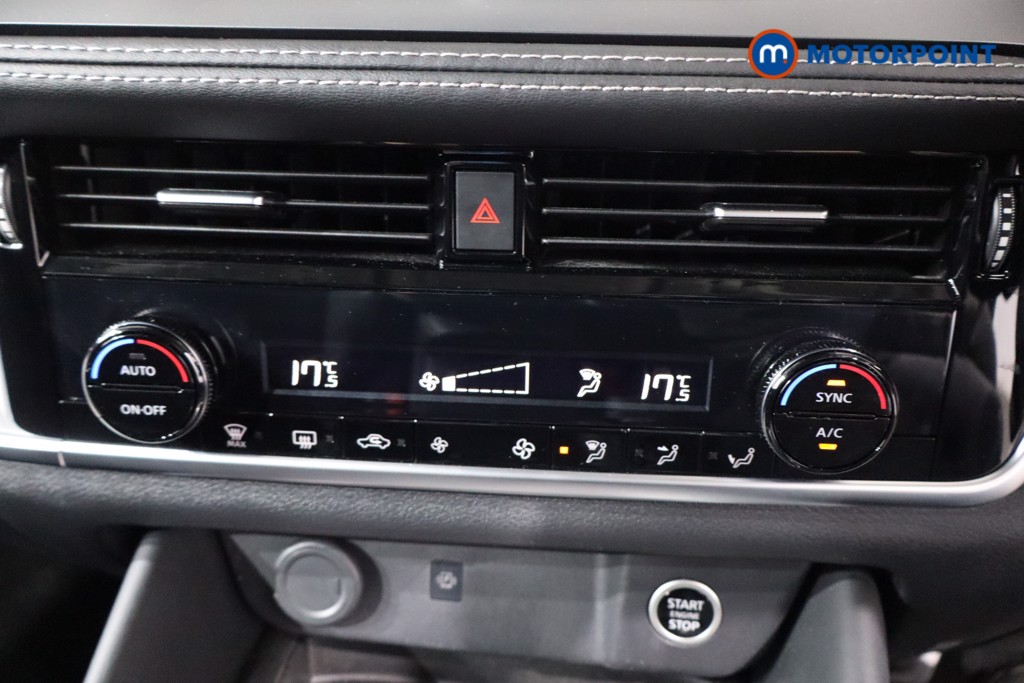Nissan Qashqai N-Connecta Automatic Petrol SUV - Stock Number (1575555) - 17th supplementary image