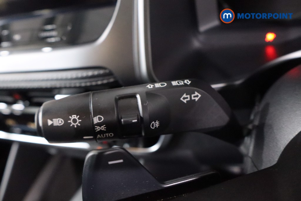 Nissan Qashqai N-Connecta Automatic Petrol SUV - Stock Number (1575555) - 22nd supplementary image