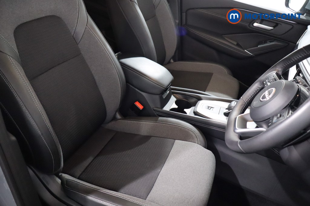 Nissan Qashqai N-Connecta Automatic Petrol SUV - Stock Number (1575555) - 26th supplementary image