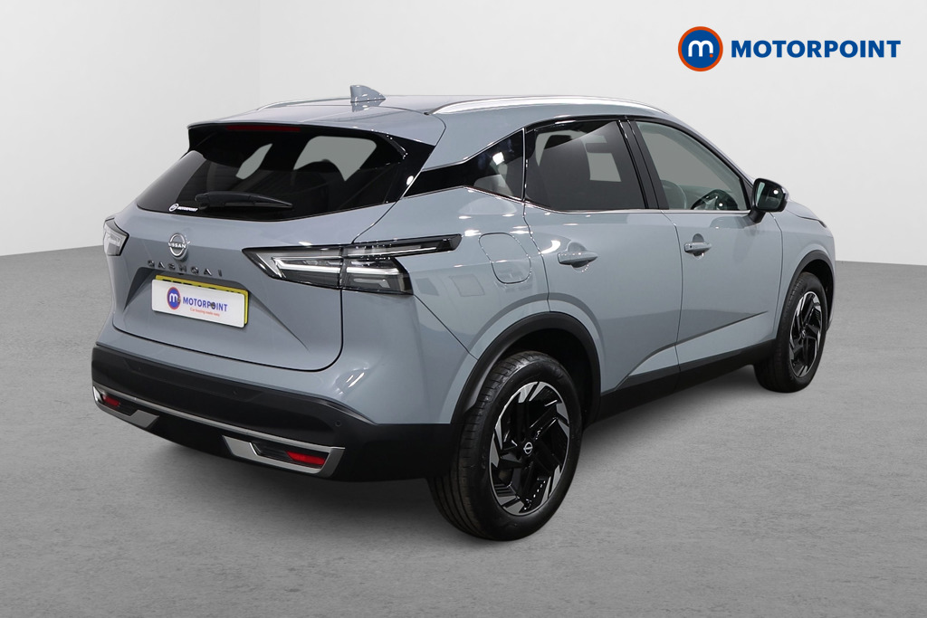 Nissan Qashqai N-Connecta Automatic Petrol SUV - Stock Number (1575555) - Drivers side rear corner