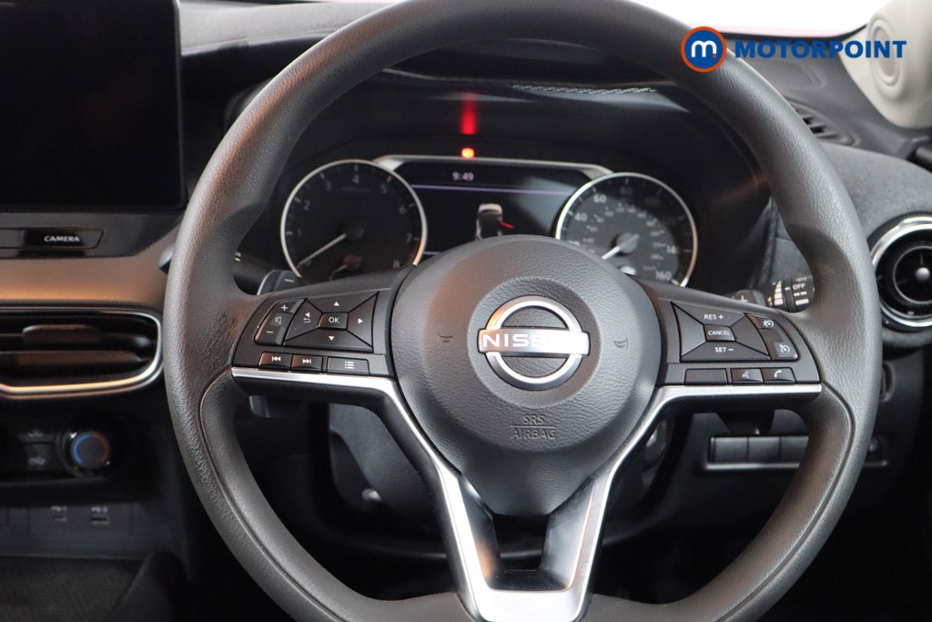 Nissan Juke Acenta Premium Automatic Petrol SUV - Stock Number (1575557) - 6th supplementary image