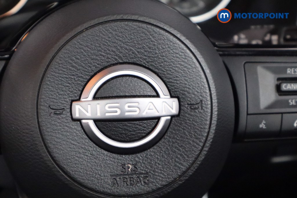 Nissan Qashqai Acenta Premium Manual Petrol SUV - Stock Number (1575568) - 17th supplementary image