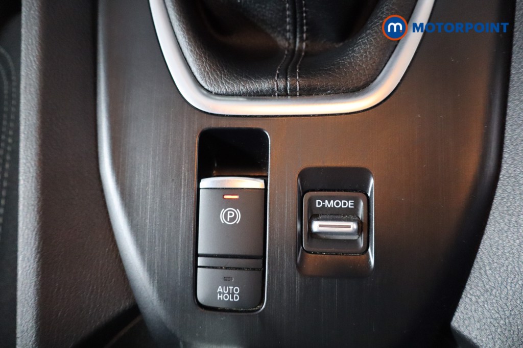 Nissan Qashqai Acenta Premium Manual Petrol SUV - Stock Number (1575568) - 22nd supplementary image
