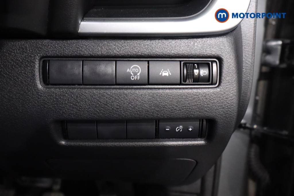 Nissan Qashqai Acenta Premium Manual Petrol SUV - Stock Number (1575568) - 25th supplementary image