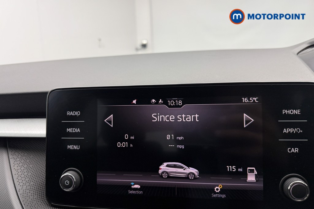 Skoda Fabia Colour Edition Manual Petrol Hatchback - Stock Number (1575680) - 5th supplementary image