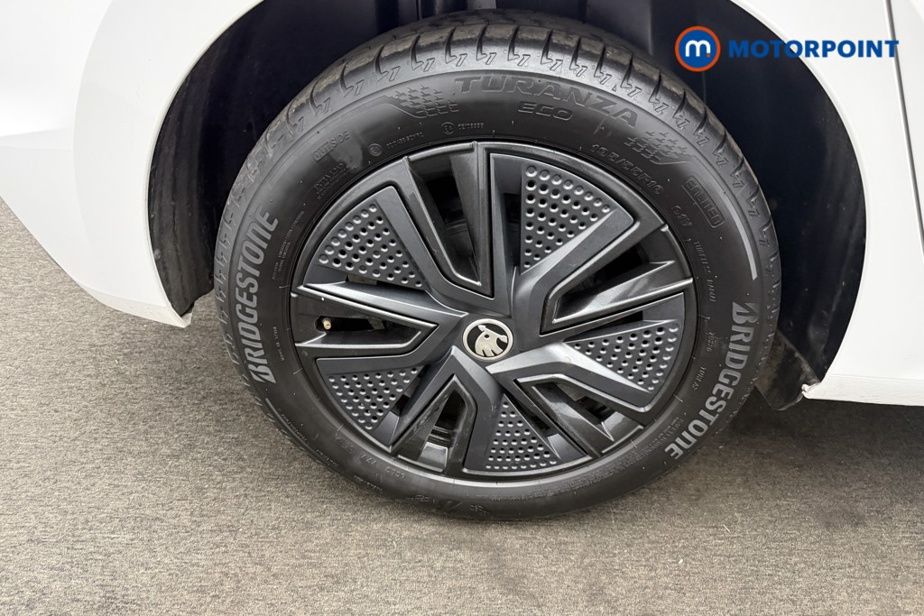 Skoda Fabia Colour Edition Manual Petrol Hatchback - Stock Number (1575680) - 18th supplementary image
