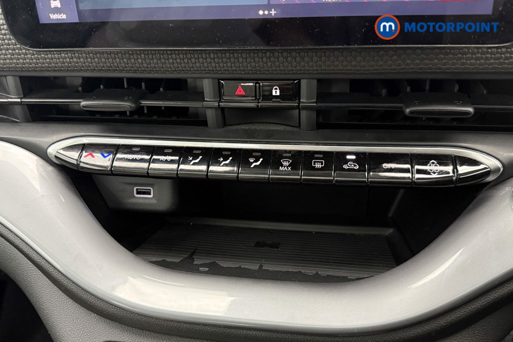 Fiat 500 La Prima Automatic Electric Hatchback - Stock Number (1575867) - 10th supplementary image