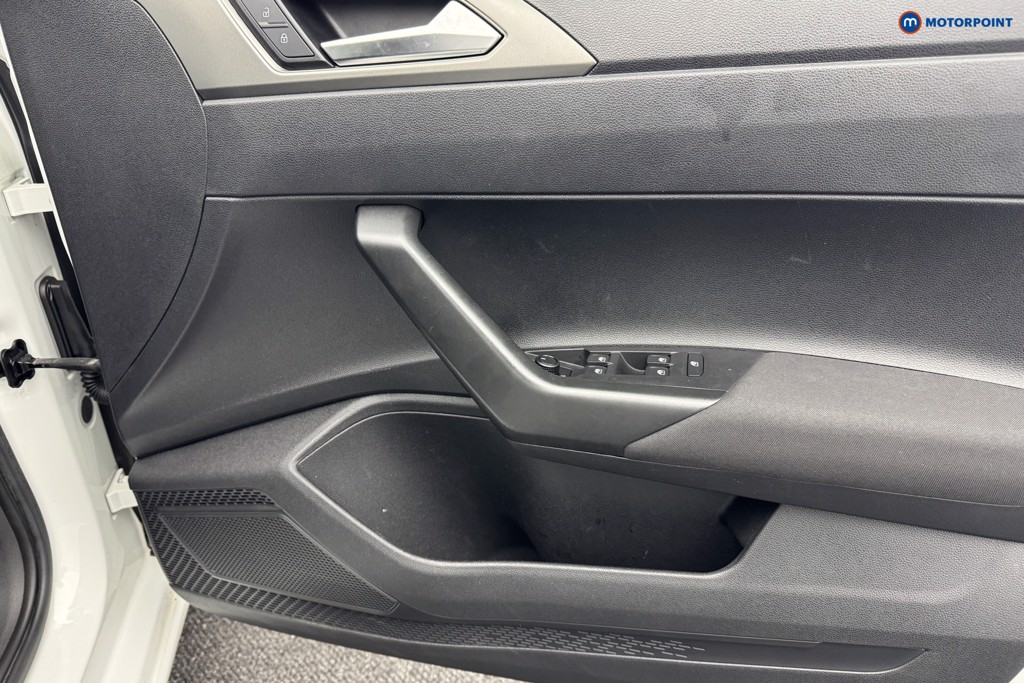 Volkswagen Polo Match Manual Petrol Hatchback - Stock Number (1576006) - 16th supplementary image
