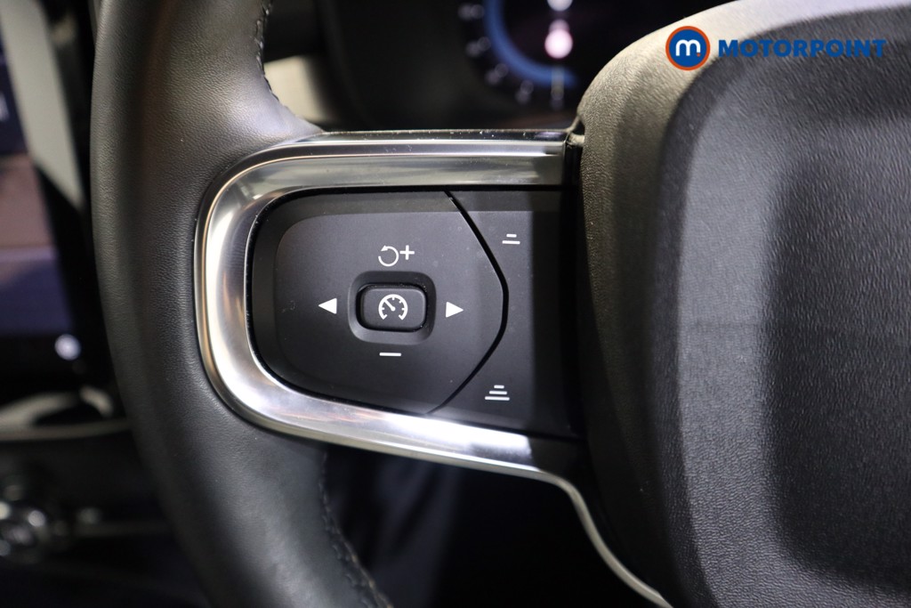 Volvo Xc40 Core Automatic Petrol SUV - Stock Number (1576096) - 3rd supplementary image
