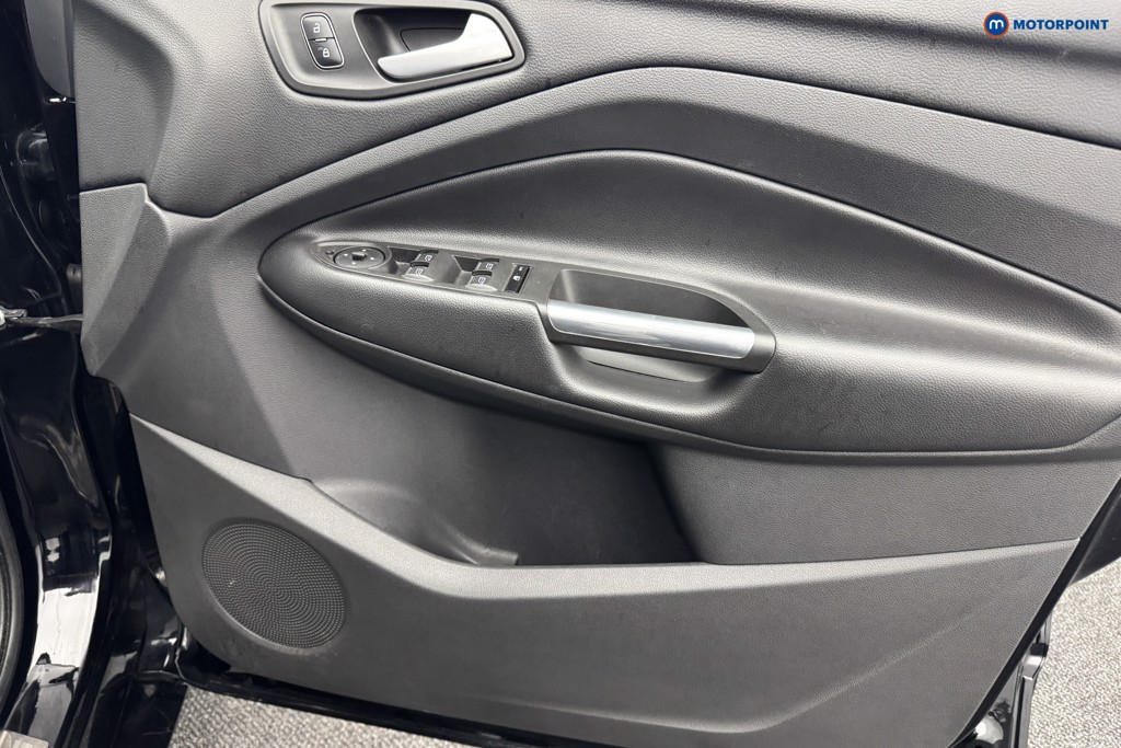 Ford Kuga St-Line Manual Diesel SUV - Stock Number (1576164) - 16th supplementary image