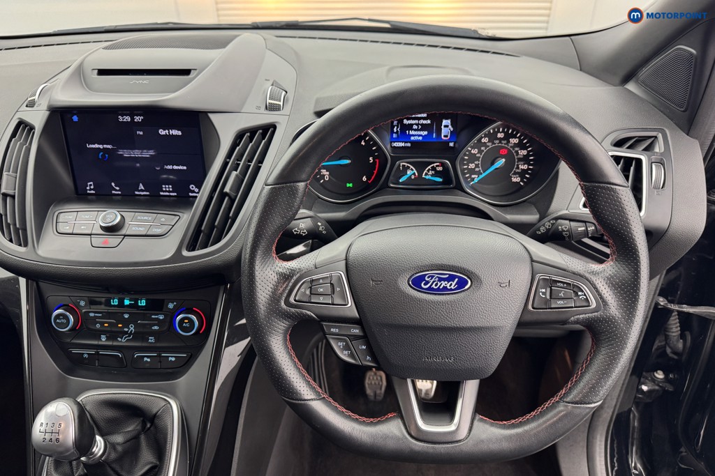 Ford Kuga St-Line Manual Diesel SUV - Stock Number (1576164) - 1st supplementary image