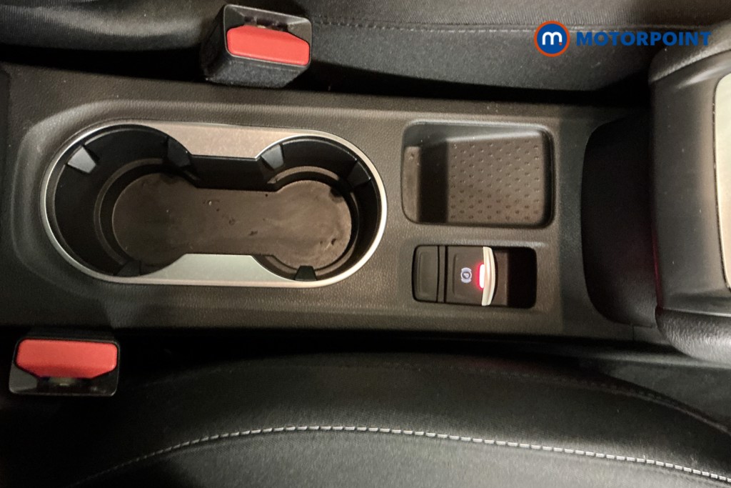Renault Captur Se Limited Manual Petrol SUV - Stock Number (1576205) - 13th supplementary image