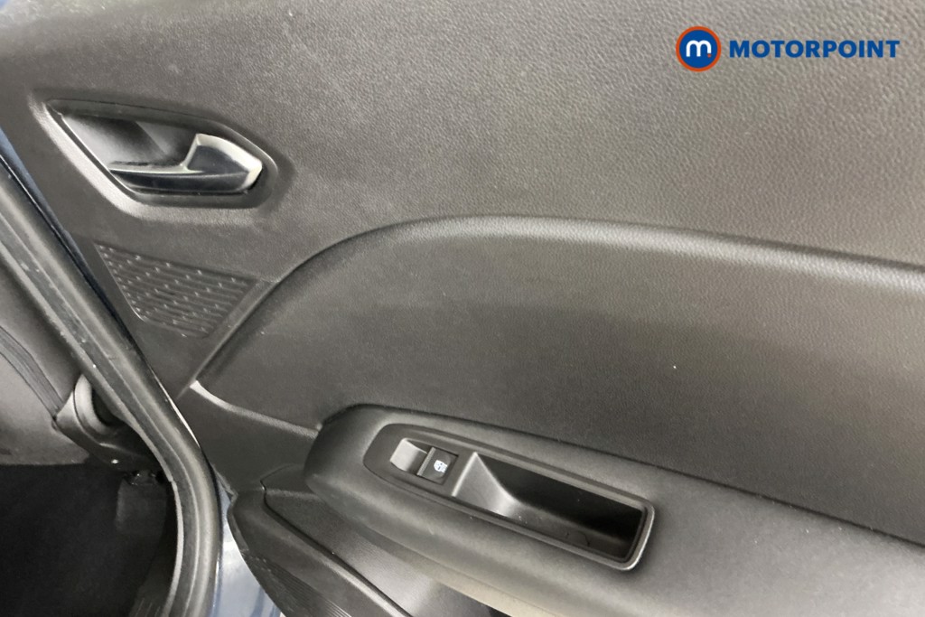 Renault Captur Se Limited Manual Petrol SUV - Stock Number (1576205) - 24th supplementary image