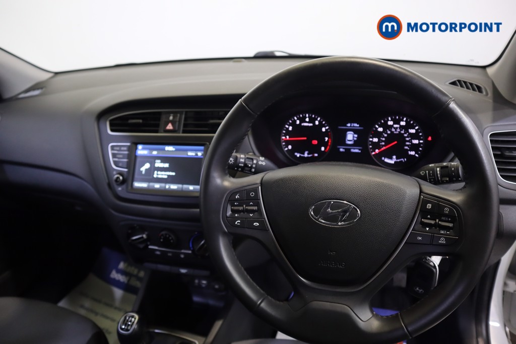 Hyundai I20 SE Manual Petrol Hatchback - Stock Number (1576309) - 1st supplementary image