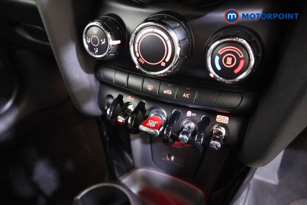 Mini Hatchback Cooper Sport Manual Petrol Hatchback - Stock Number (1576566) - 7th supplementary image