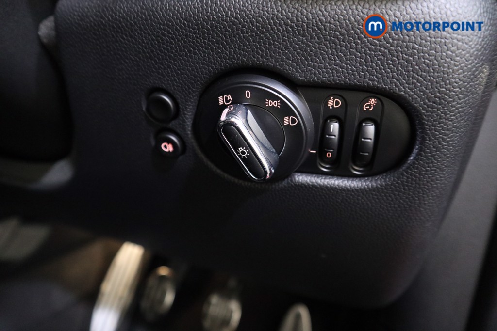 Mini Hatchback Cooper Sport Manual Petrol Hatchback - Stock Number (1576566) - 10th supplementary image