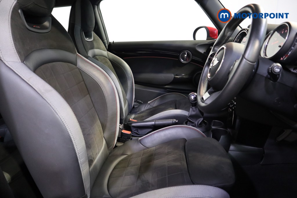 Mini Hatchback Cooper Sport Manual Petrol Hatchback - Stock Number (1576566) - 13th supplementary image