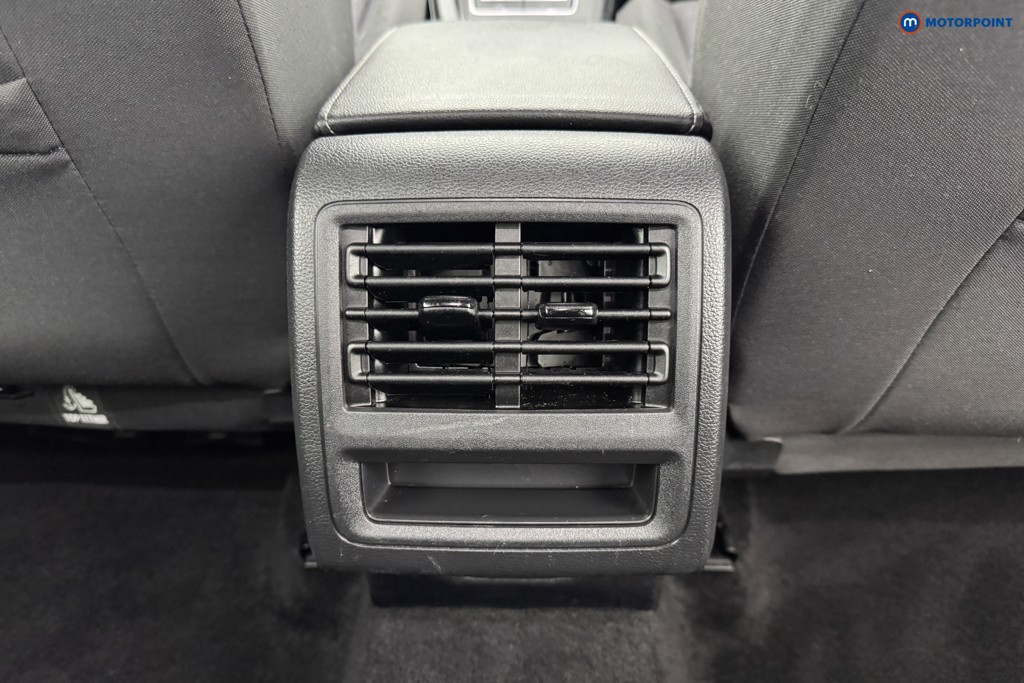 Volkswagen Golf Life Manual Petrol Hatchback - Stock Number (1576611) - 18th supplementary image