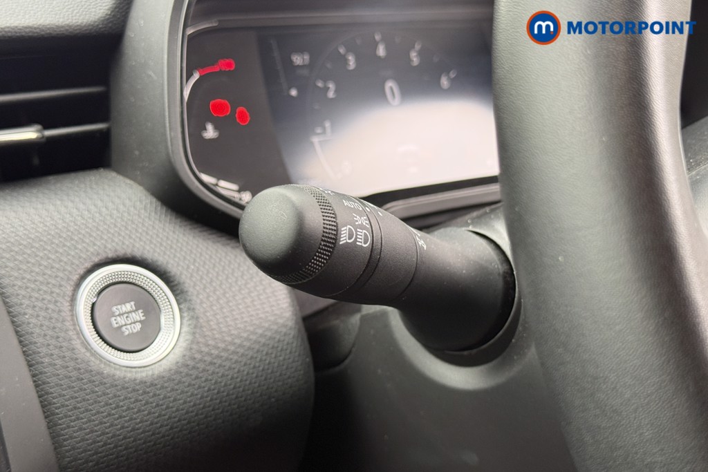 Renault Clio Evolution Manual Petrol Hatchback - Stock Number (1576877) - 17th supplementary image