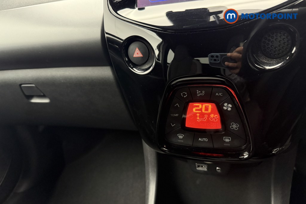 Toyota Aygo X-Trend Manual Petrol Hatchback - Stock Number (1576939) - 7th supplementary image