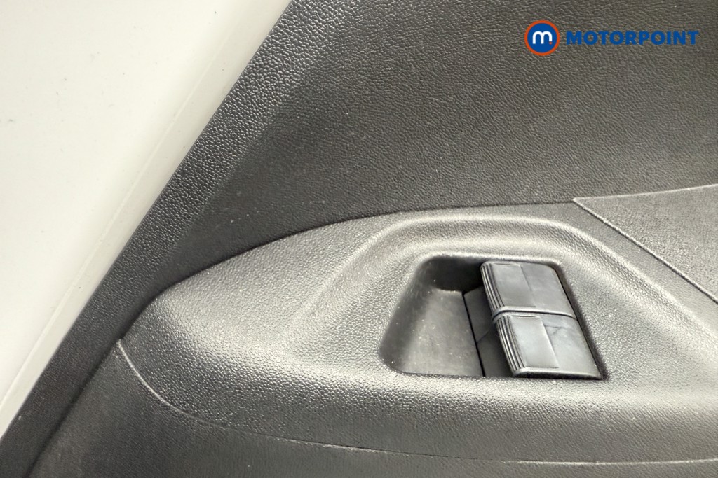 Toyota Aygo X-Trend Manual Petrol Hatchback - Stock Number (1576939) - 13th supplementary image