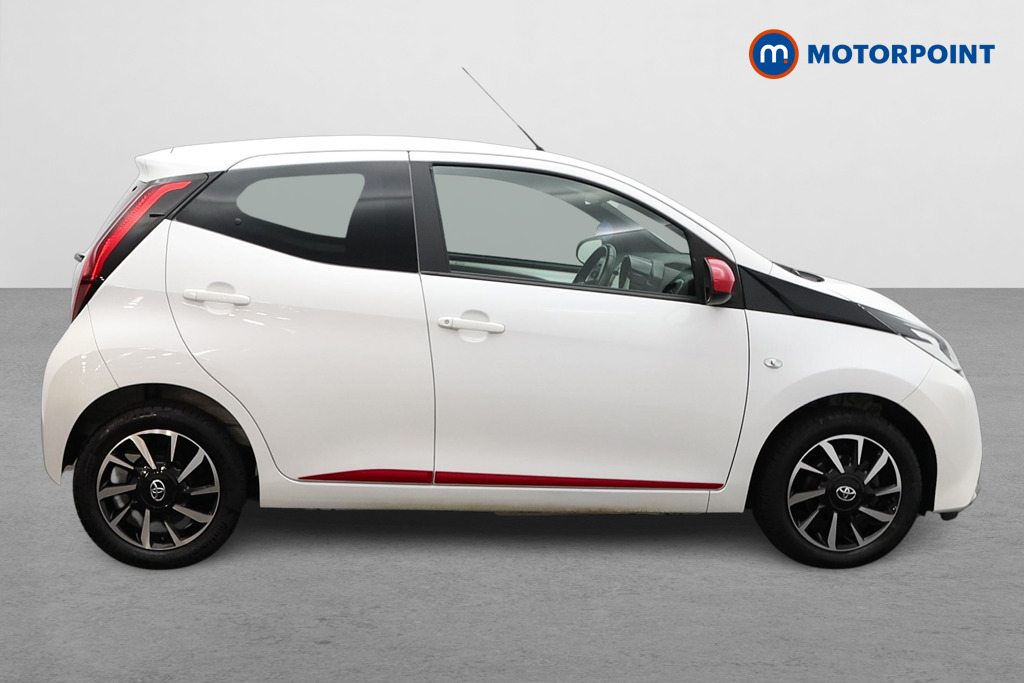 Toyota Aygo X-Trend Manual Petrol Hatchback - Stock Number (1576939) - Drivers side