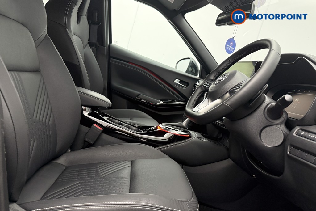 Nissan Juke Tekna Automatic Petrol SUV - Stock Number (1577147) - 8th supplementary image