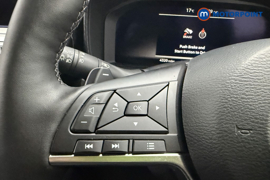 Nissan Juke Tekna Automatic Petrol SUV - Stock Number (1577147) - 14th supplementary image