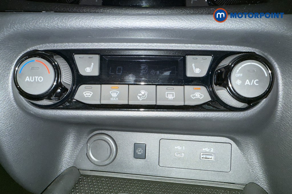 Nissan Juke Tekna Automatic Petrol SUV - Stock Number (1577147) - 16th supplementary image