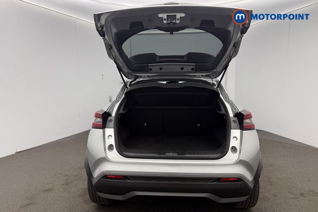 Nissan Juke Tekna Automatic Petrol SUV - Stock Number (1577147) - 21st supplementary image