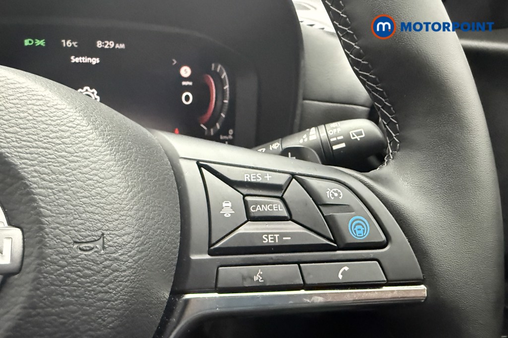 Nissan Juke Tekna Automatic Petrol SUV - Stock Number (1577148) - 15th supplementary image