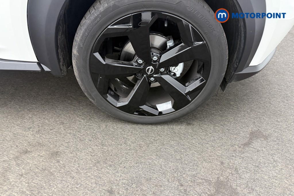 Nissan Juke Tekna Automatic Petrol SUV - Stock Number (1577148) - 22nd supplementary image