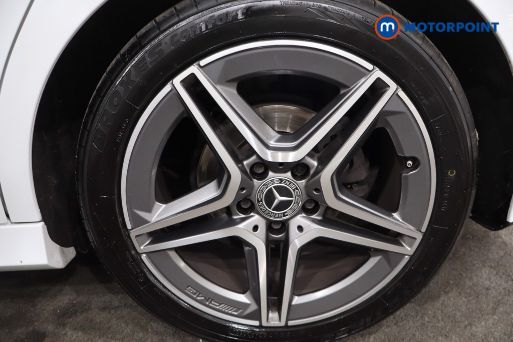 Mercedes-Benz A Class Amg Line Automatic Diesel Hatchback - Stock Number (1577184) - 12th supplementary image