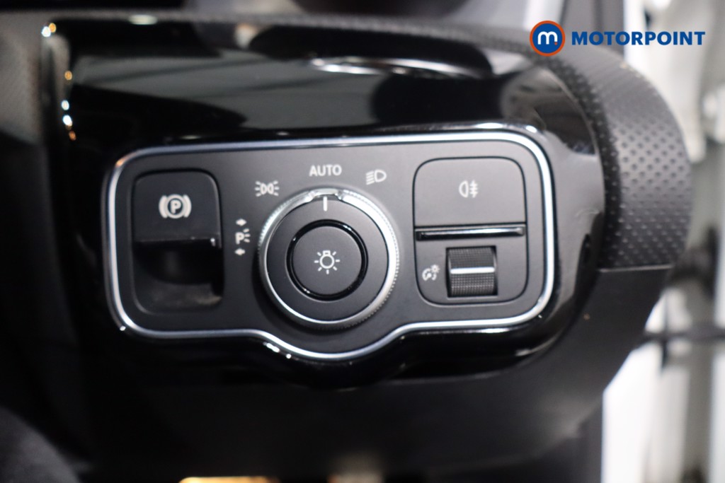 Mercedes-Benz A Class Amg Line Automatic Diesel Hatchback - Stock Number (1577184) - 24th supplementary image
