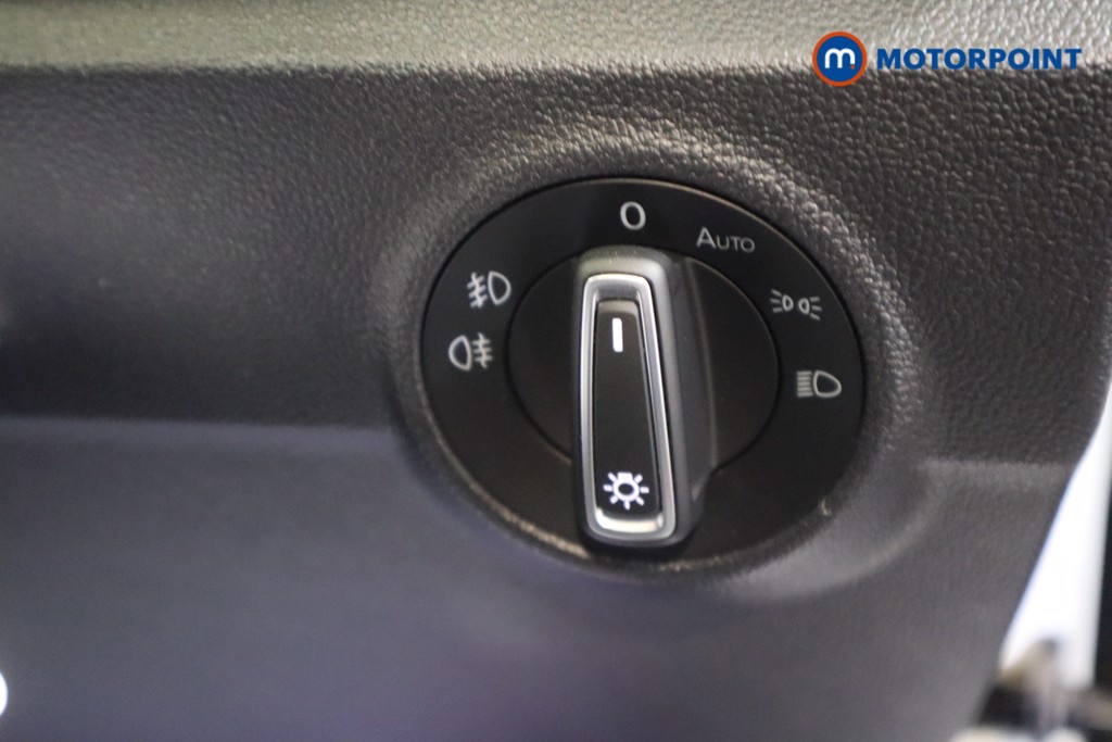 Volkswagen T-Roc Active Manual Petrol SUV - Stock Number (1577208) - 10th supplementary image