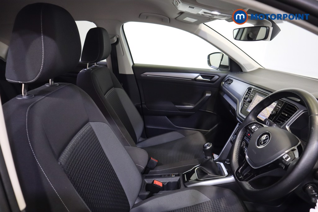 Volkswagen T-Roc Active Manual Petrol SUV - Stock Number (1577208) - 13th supplementary image