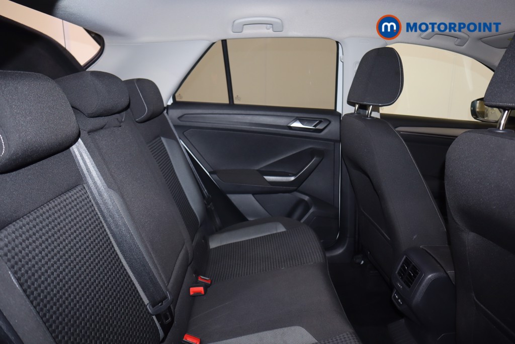 Volkswagen T-Roc Active Manual Petrol SUV - Stock Number (1577208) - 15th supplementary image
